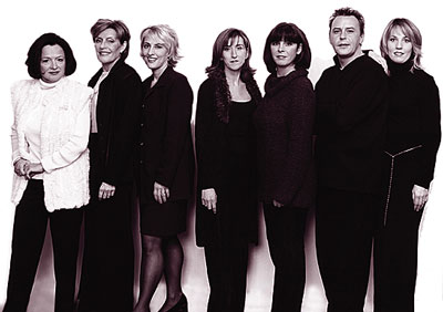 Cliquez sur la photo pour voir notre quipe d'esthticiennes, coiffeurs, assistantes et coloristes.